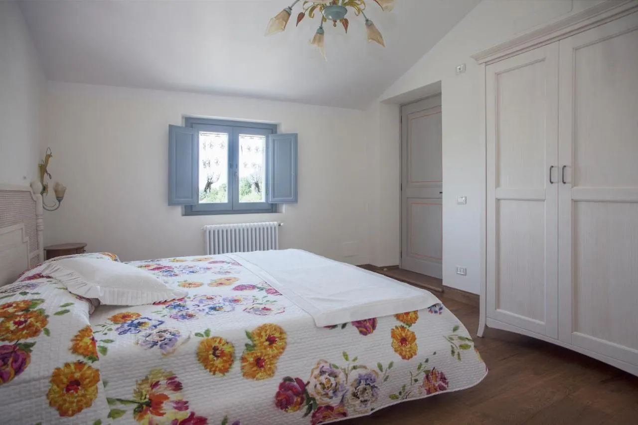 Podere La Contessa B&B Prato  Couette-café