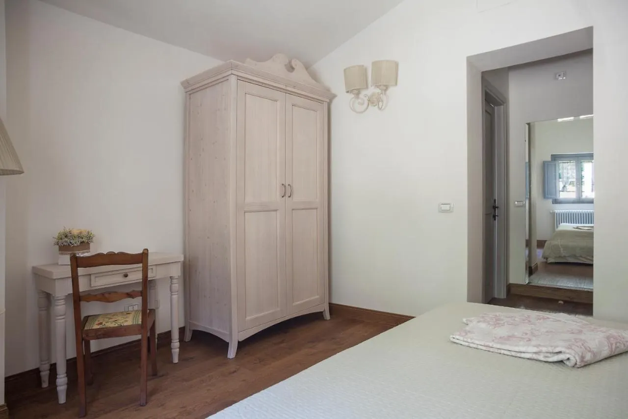 Podere La Contessa B&B Prato  Couette-café