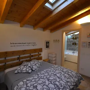 Il Noce Finestra Bed & Breakfast Roe