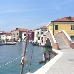 Ca' Del Pomo Grana' Bed & Breakfast Murano