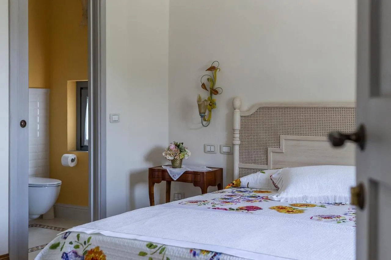 פראטו Podere La Contessa B&B